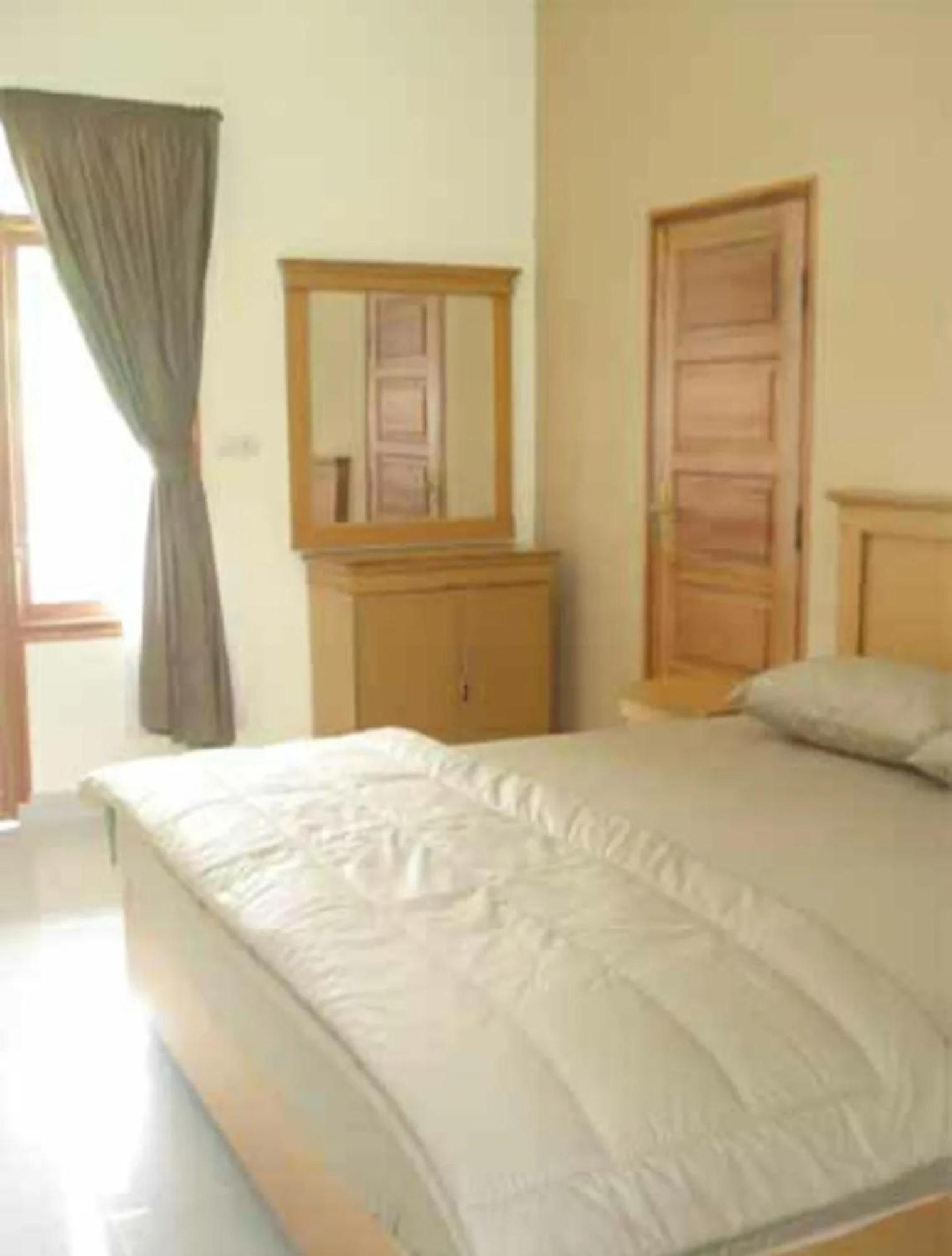 Lembah Rinjani Villa & Resto Syariah By Ecommerceloka Sembalunlawang Eksteriør billede